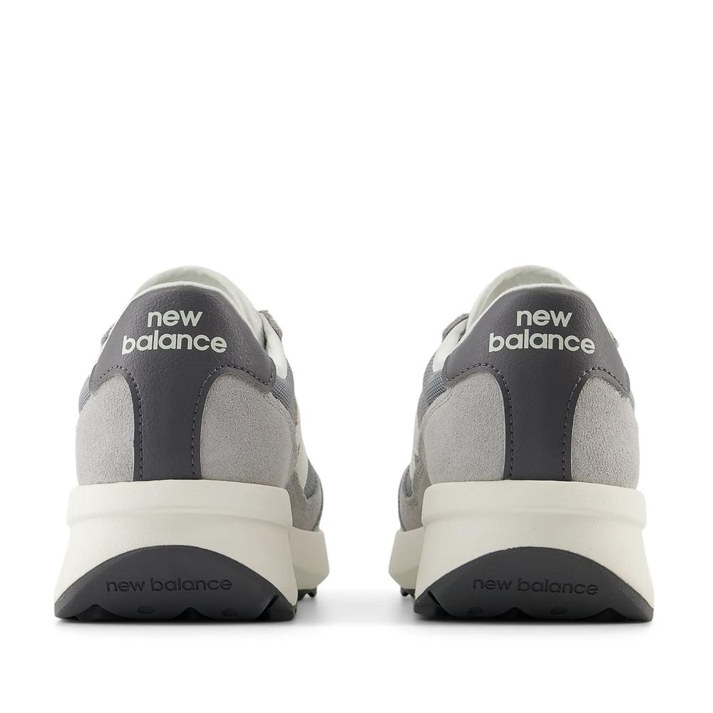 Topánky New Balance GS370AH - šedý