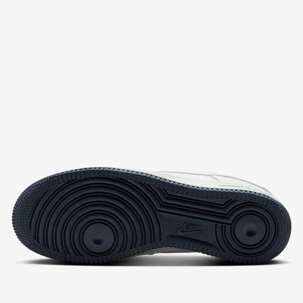 Topánky pánske Nike Air Force 1 '07 LV8 HM9483-001 - biele