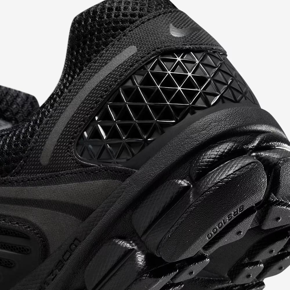 Pánske topánky Nike Zoom Vomero 5 BV1358-003 - čierne