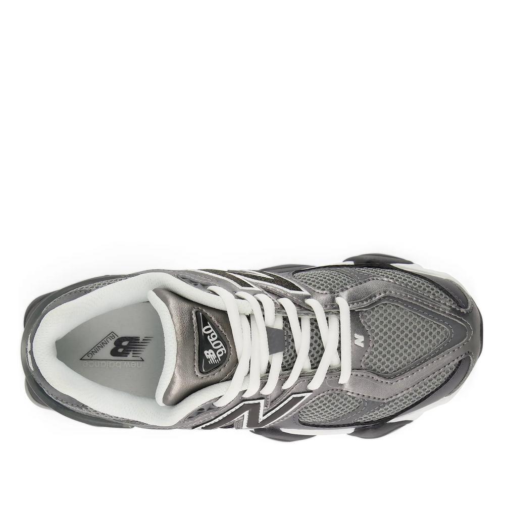 Detské topánky New Balance G90603BN - šedý