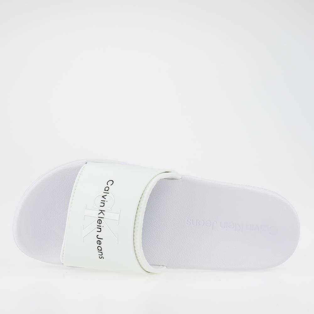 Klapky Calvin Klein Slide Monogram TPU YM0YM00361-YBR - biele