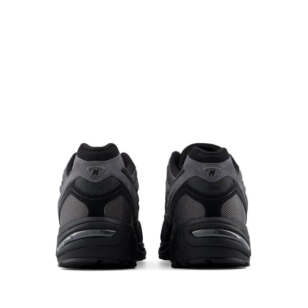 Unisex topánky New Balance U880R19U - šedý
