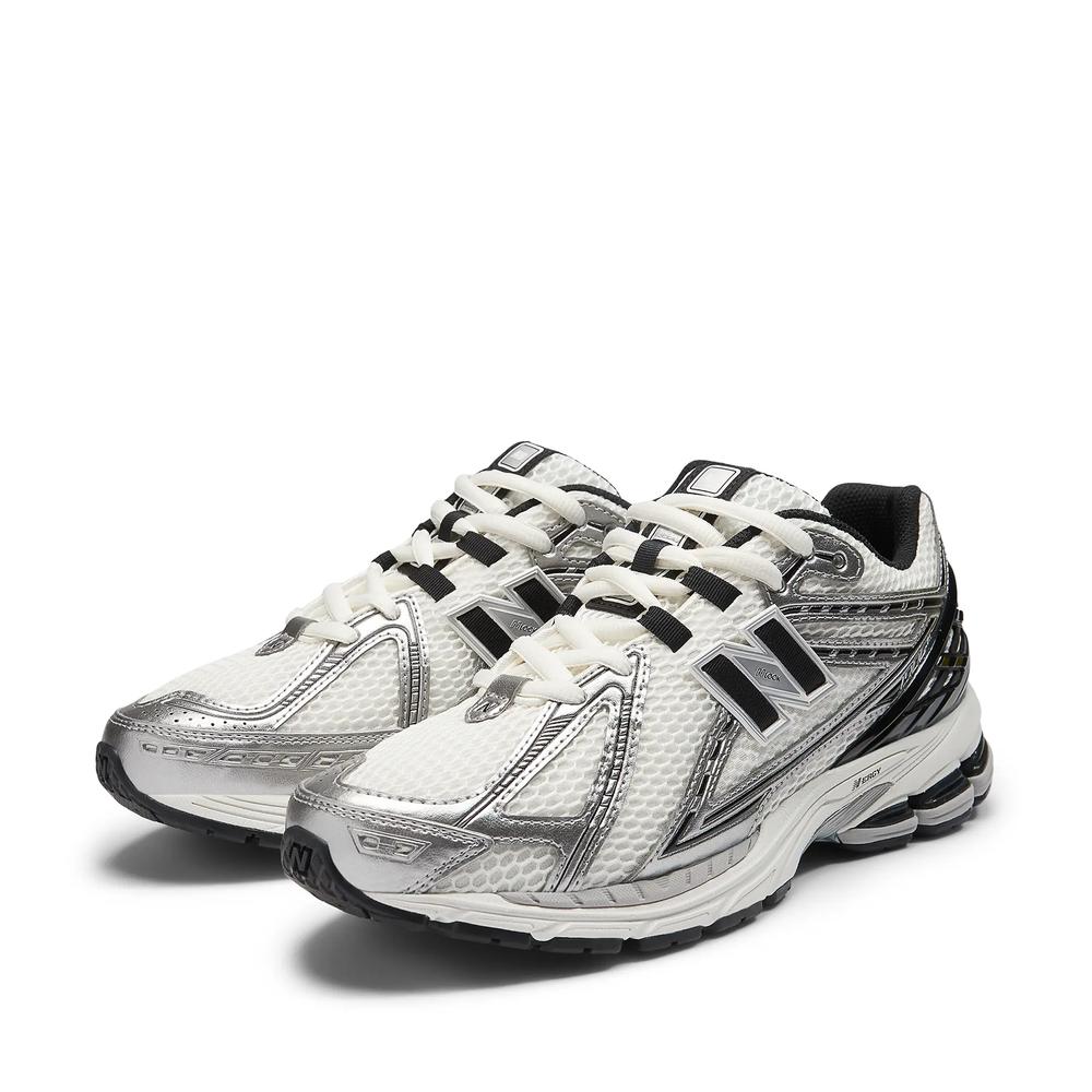 Topánky New Balance M1906RER - strieborné
