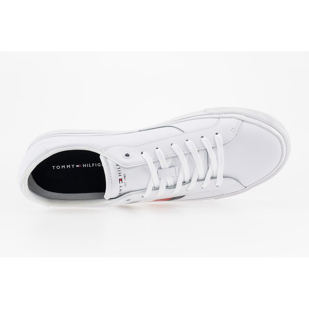 Topánky Tommy Hilfiger Signature Detailing Leather Trainers FM0FM04140-YBR - biele