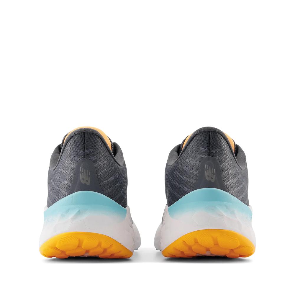 Topánky New Balance Fresh Foam Vongo v5 MVNGOCD5 - šedý