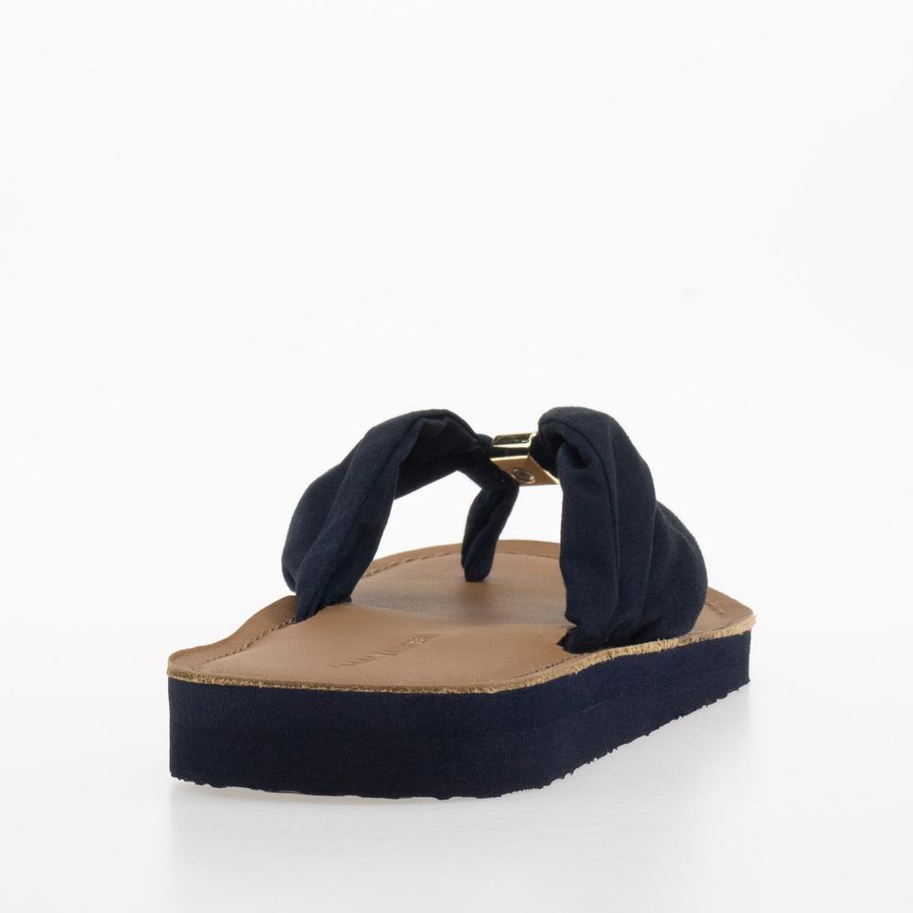 Žabky Tommy Hilfiger Elevated Beach FW0FW06985-DW6 - tmavomodré