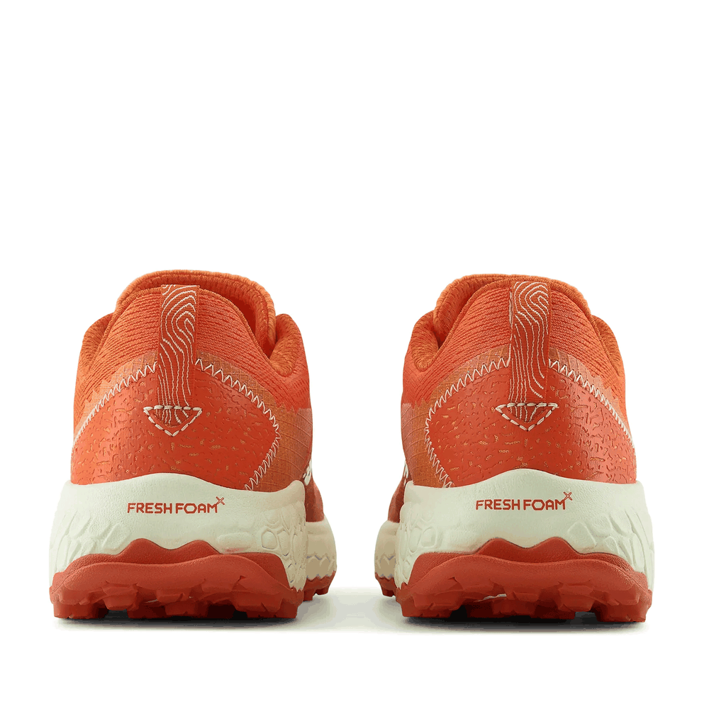 Dámske topánky New Balance Fresh Foam Hierro v7 WTHIER7O – pomarančové
