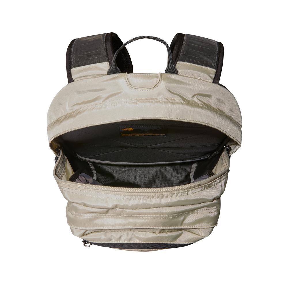 Ruksak unisex The North Face Borealis 00CF9C5IF1 - šedý