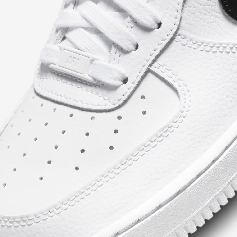 Dámske topánky Nike Air Force 1 '07 DD8959-103 - biele