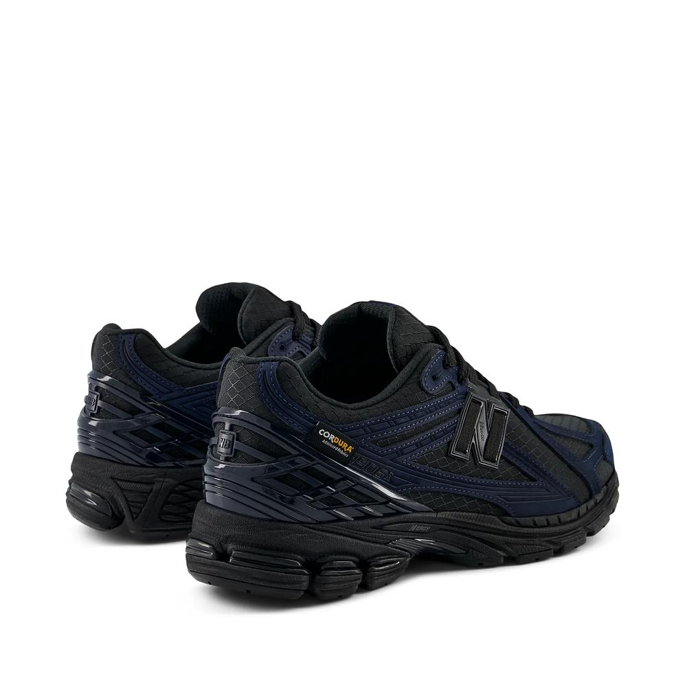 Pánske topánky New Balance M1906RWE - čierne