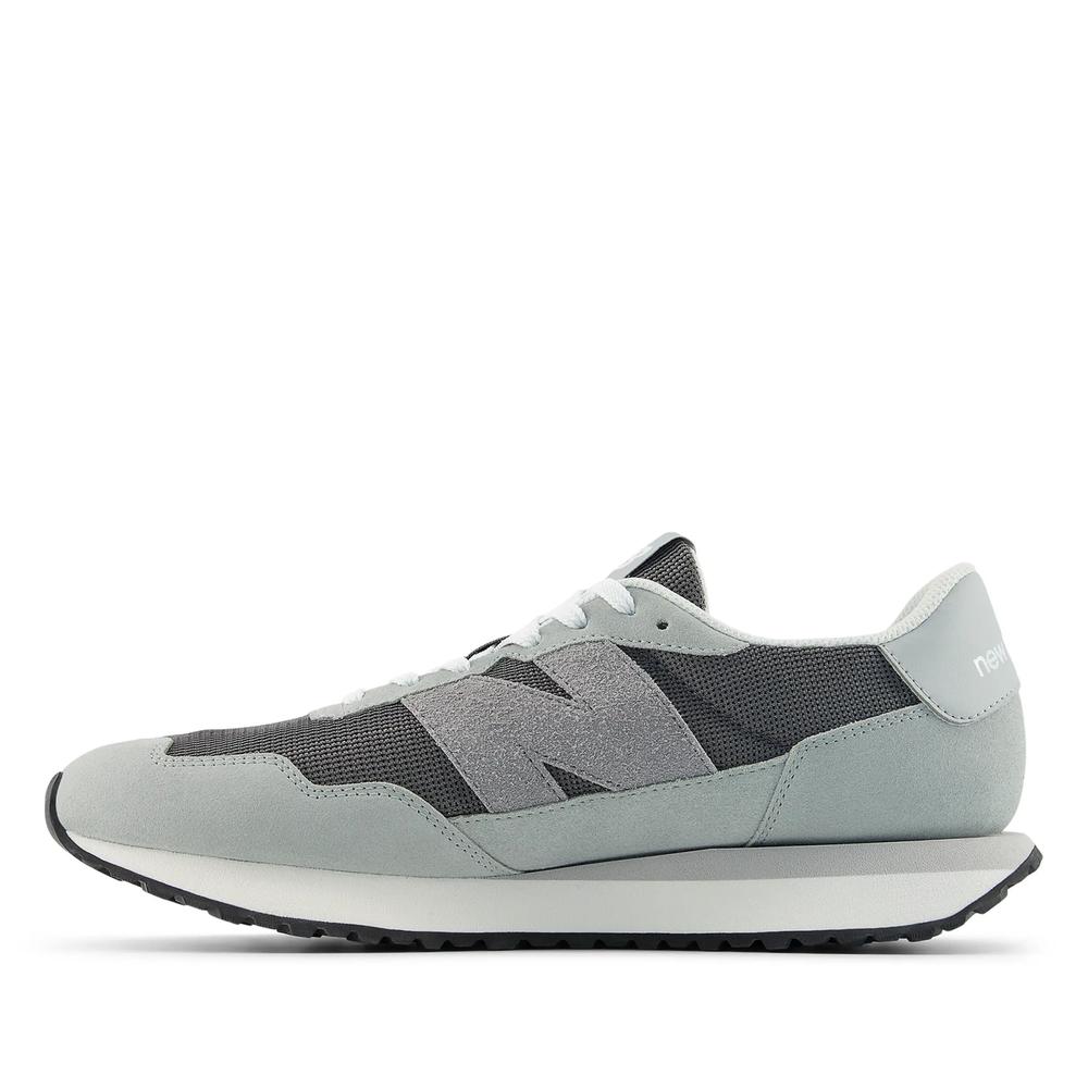 Unisex topánky New Balance M2373IT - šedý