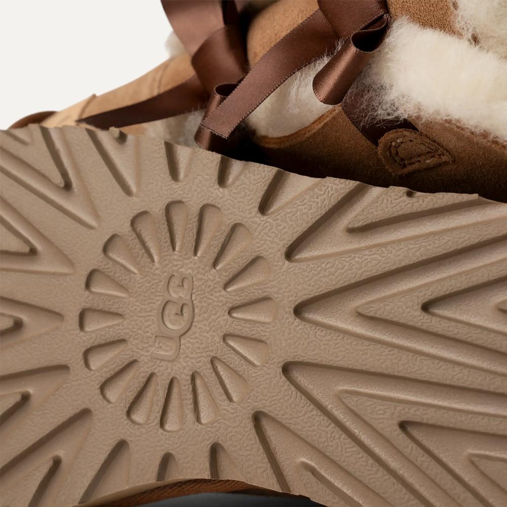 Topánky dámske UGG W Bailey Bow II 1016225-CHE - hnedé