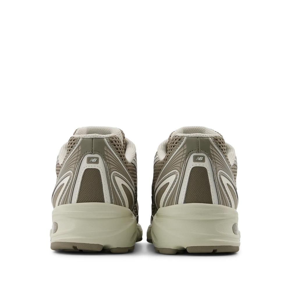 Unisex topánky New Balance U740SA2 - hnedé