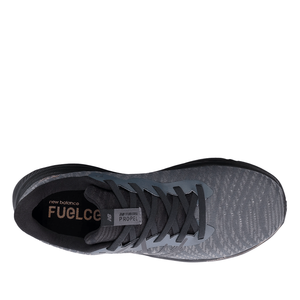 Topánky New Balance FuelCell Propel v4 WFCPRGA4 - čierne
