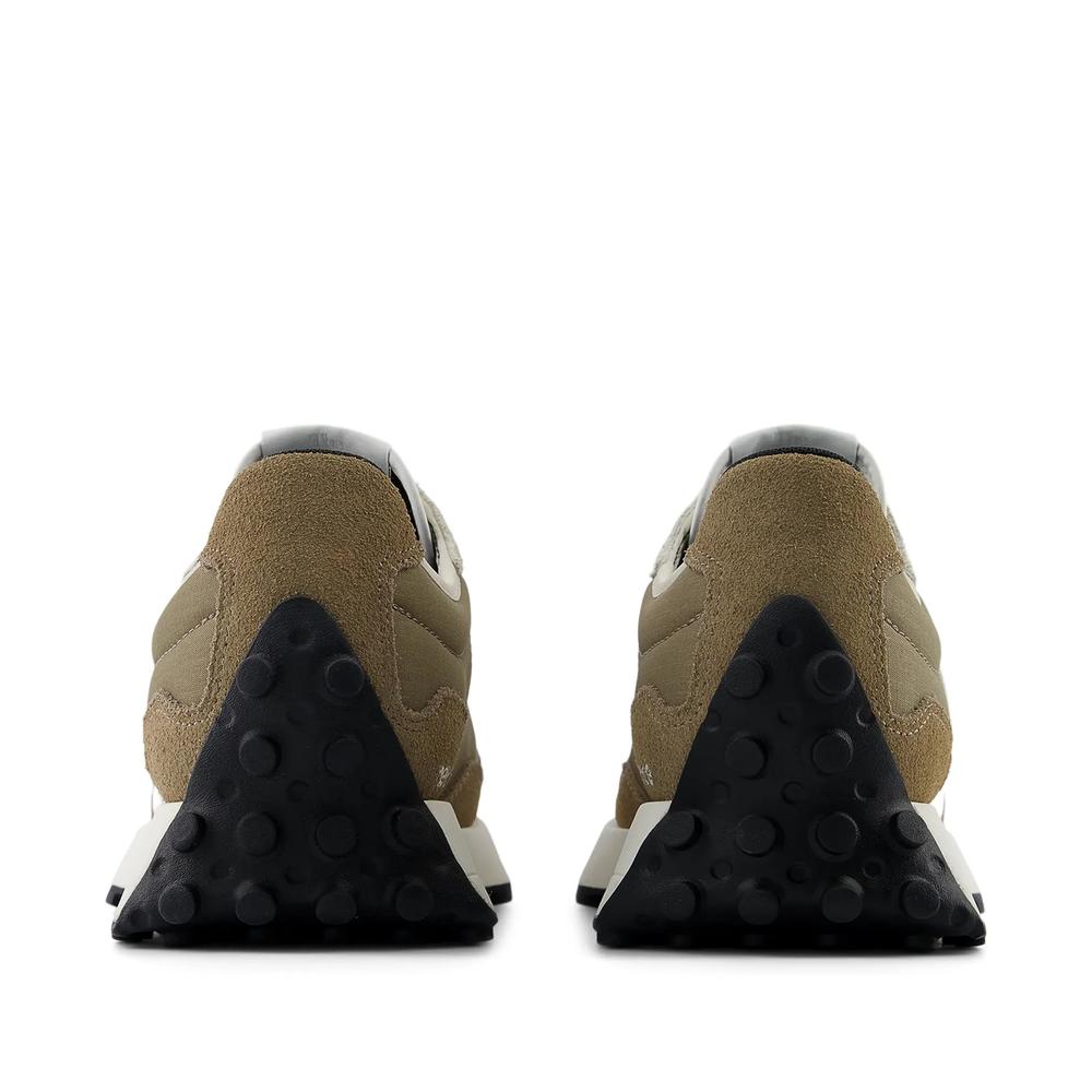 Unisex topánky New Balance U327SBC - hnedé