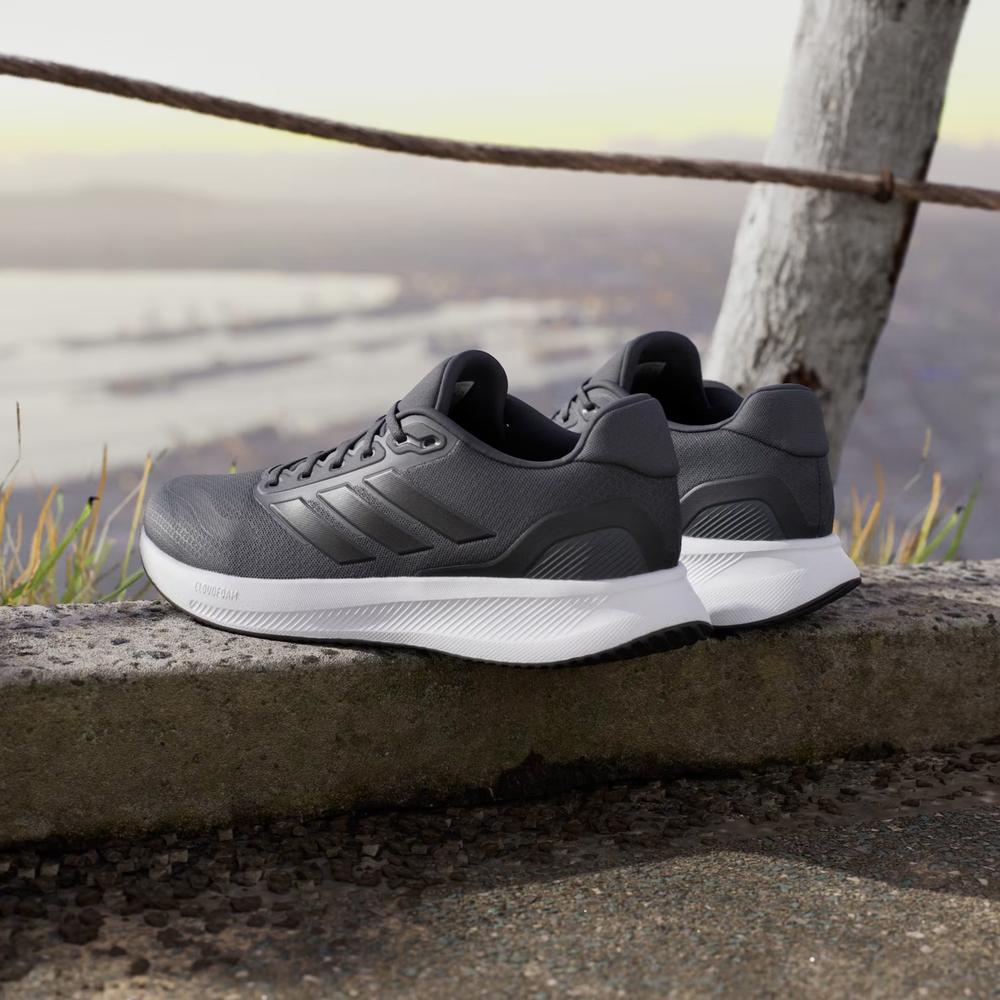 Topánky adidas Runfalcon 5 IE8819 - šedý
