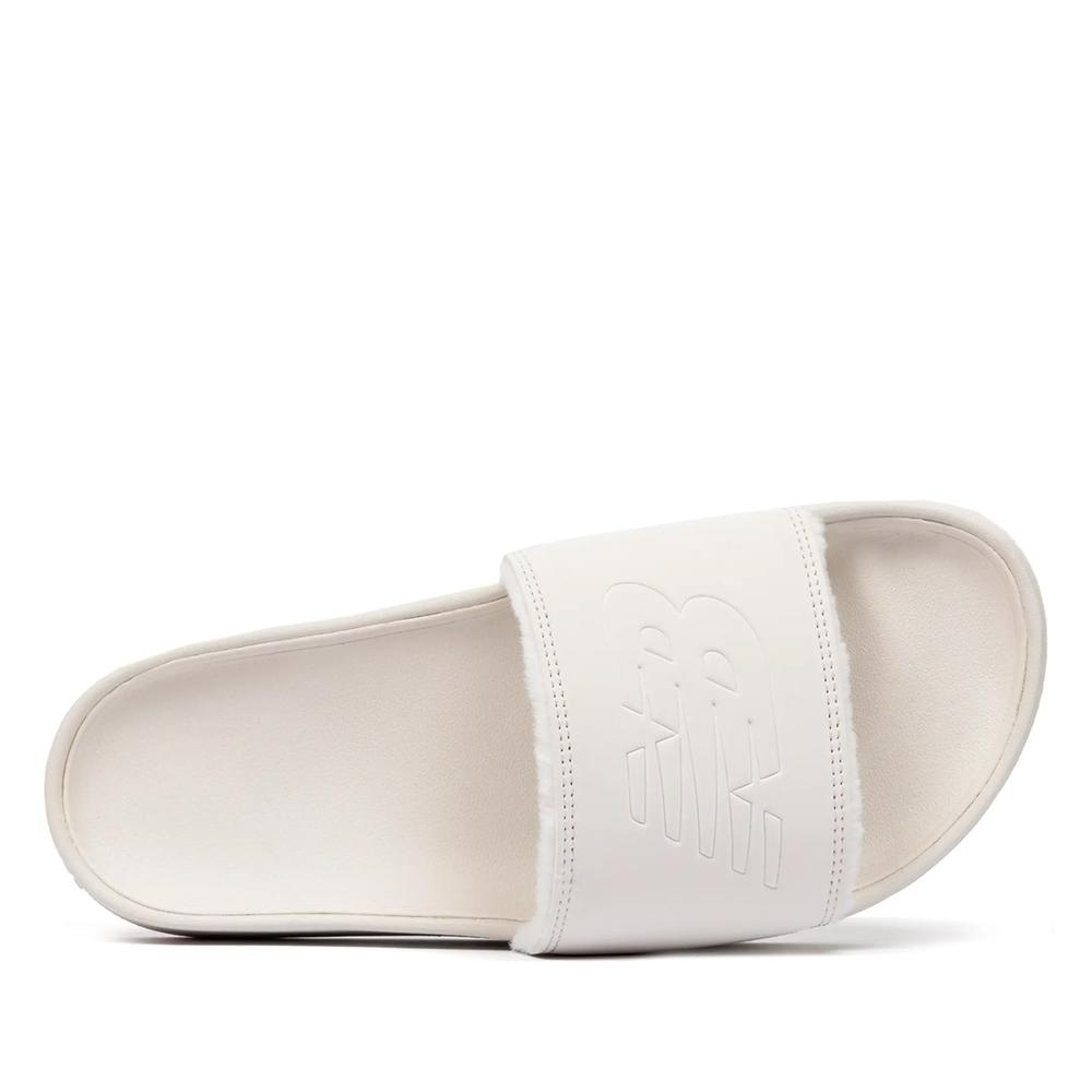 Šľapky New Balance SWF200C3 - béžové