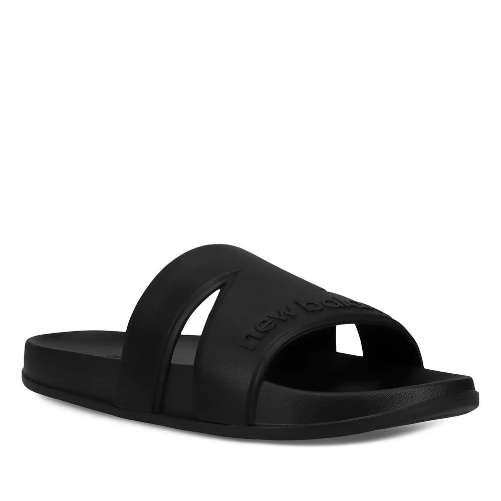 Klapky New Balance SUF20SA1 - čierne