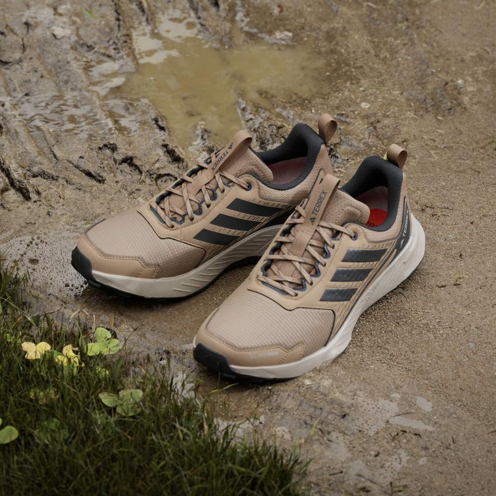 Topánky pánske adidas Terrex Tracefinder 2 Climaproof JR7771 - hnedé