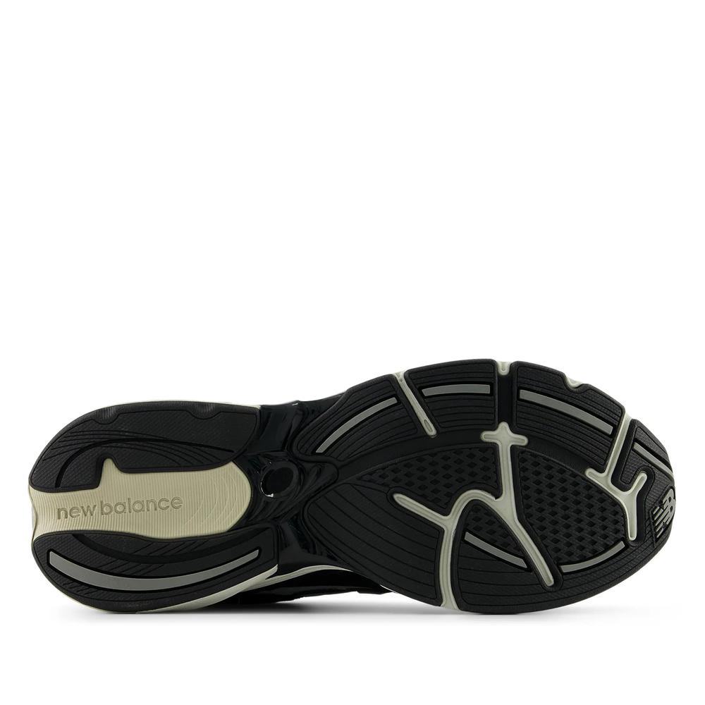 Unisex topánky New Balance U2010892 - čierne