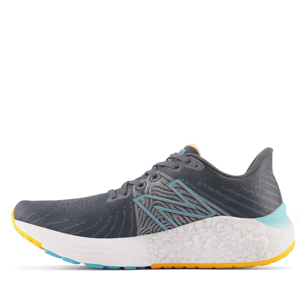 Topánky New Balance Fresh Foam Vongo v5 MVNGOCD5 - šedý