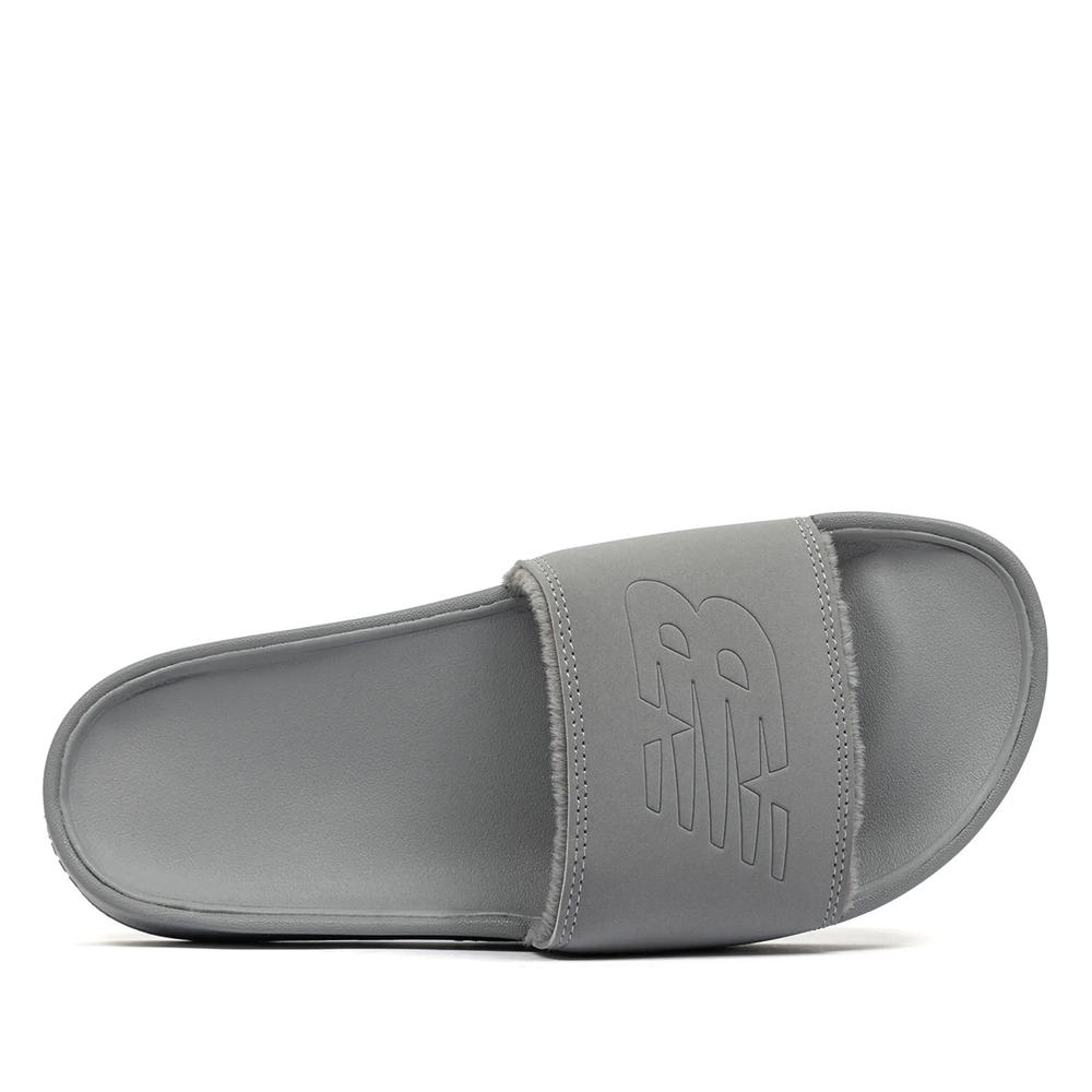 Šľapky New Balance SWF200B3  - šedý