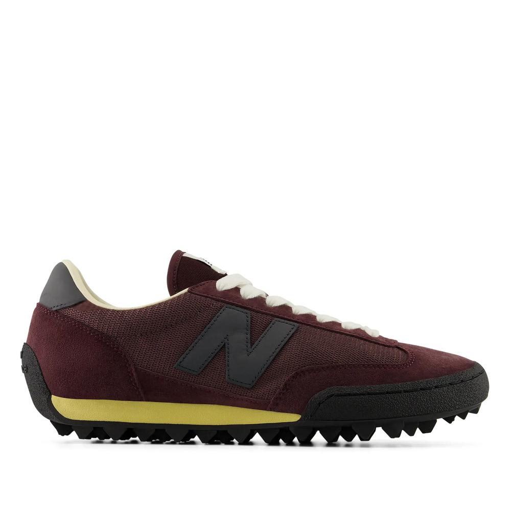 Topánky unisex New Balance Gator Run UGTR48S - hnedé
