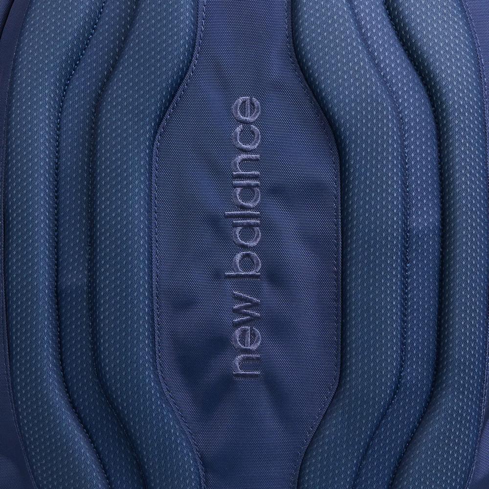 Ruksak pre každého New Balance LAB23199VTI - tmavomodré