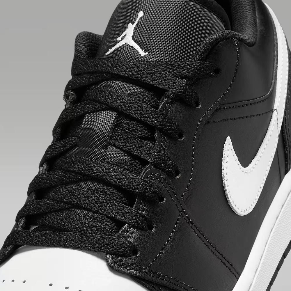 Topánky Nike Air Jordan 1 Low 553558-043 - čierne