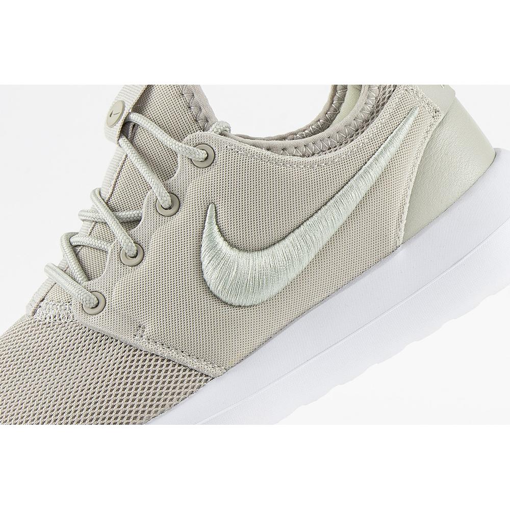 Topánky Nike Roshe Two 896445-002 - šedý