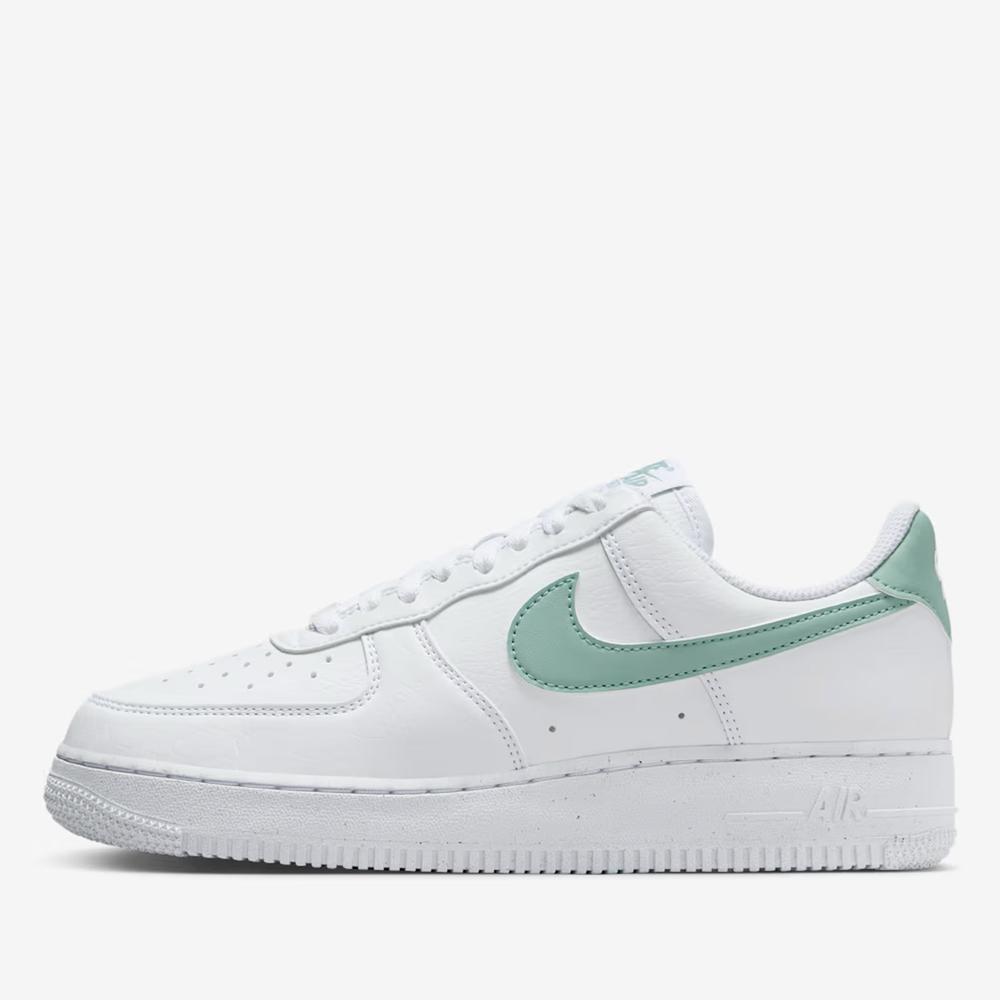 Dámske topánky Nike Air Force 1 '07 Next Nature DV3808-112 - biele