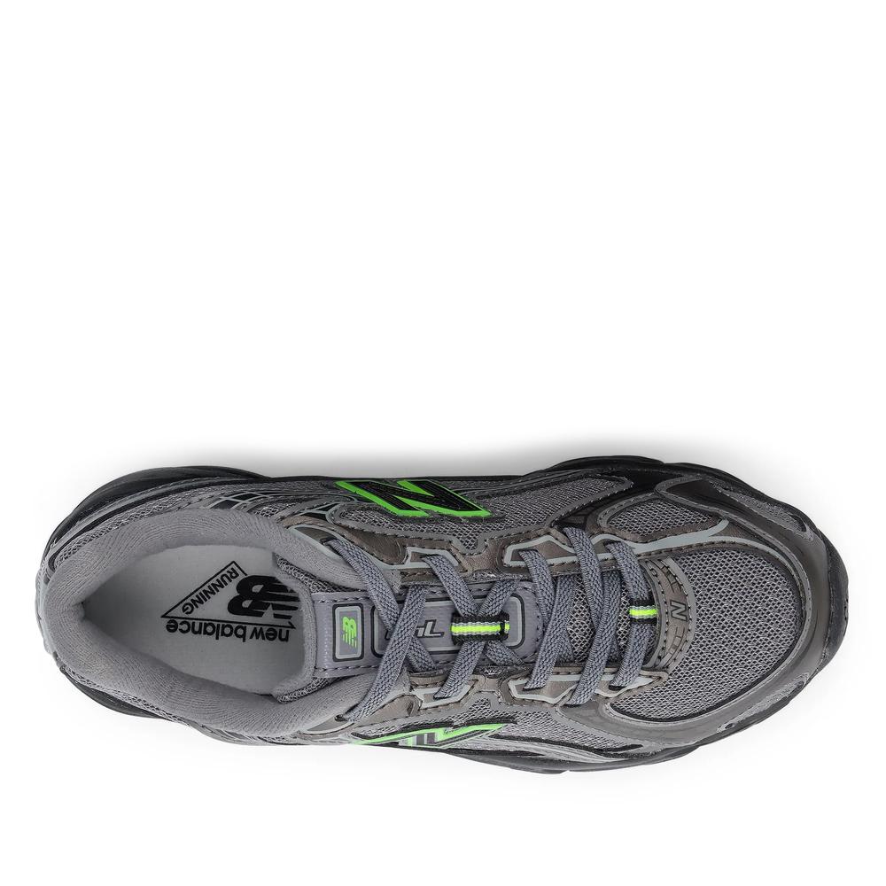 Detské topánky New Balance P7401MU - šedý