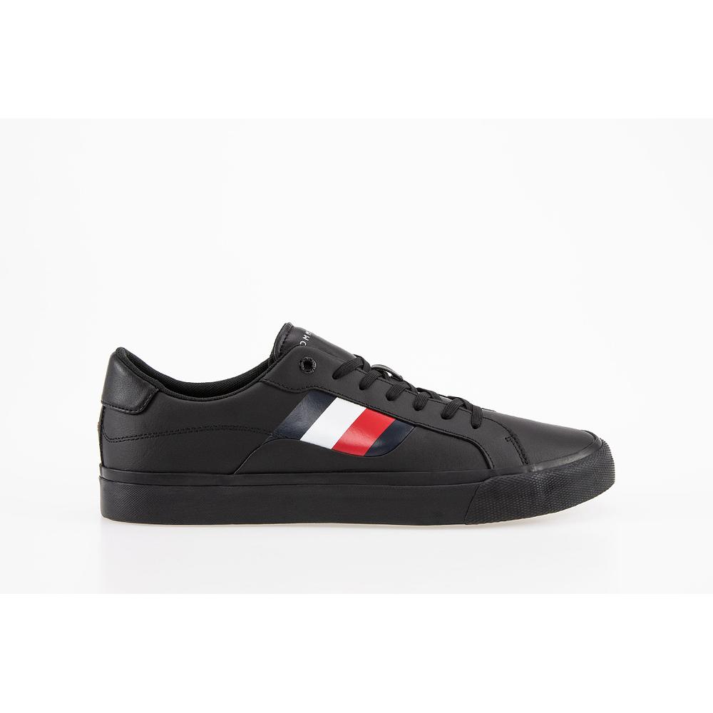 Topánky Tommy Hilfiger Signature Detailing Leather Trainers FM0FM04140-BDS - čierne