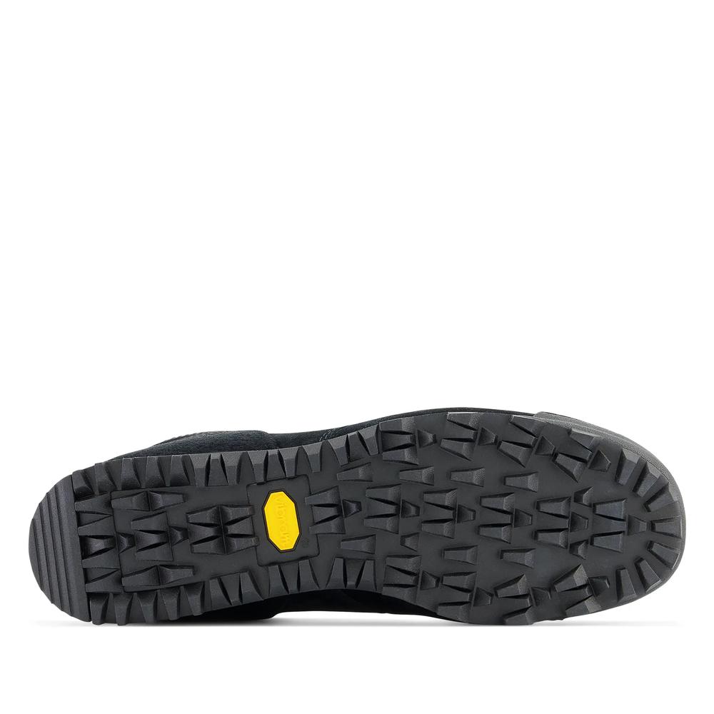 Topánky New Balance URAINXBB - čierne