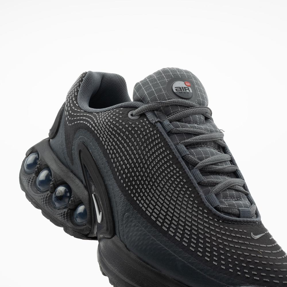 Topánky pánske Nike Air Max DN HQ3816-001 - čierne