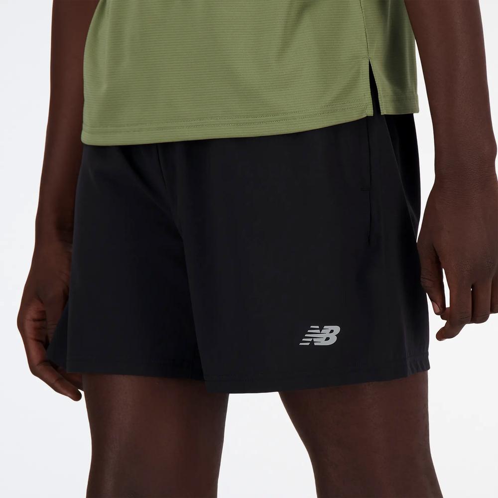 Pánske šortky New Balance MS41230BK - čierne