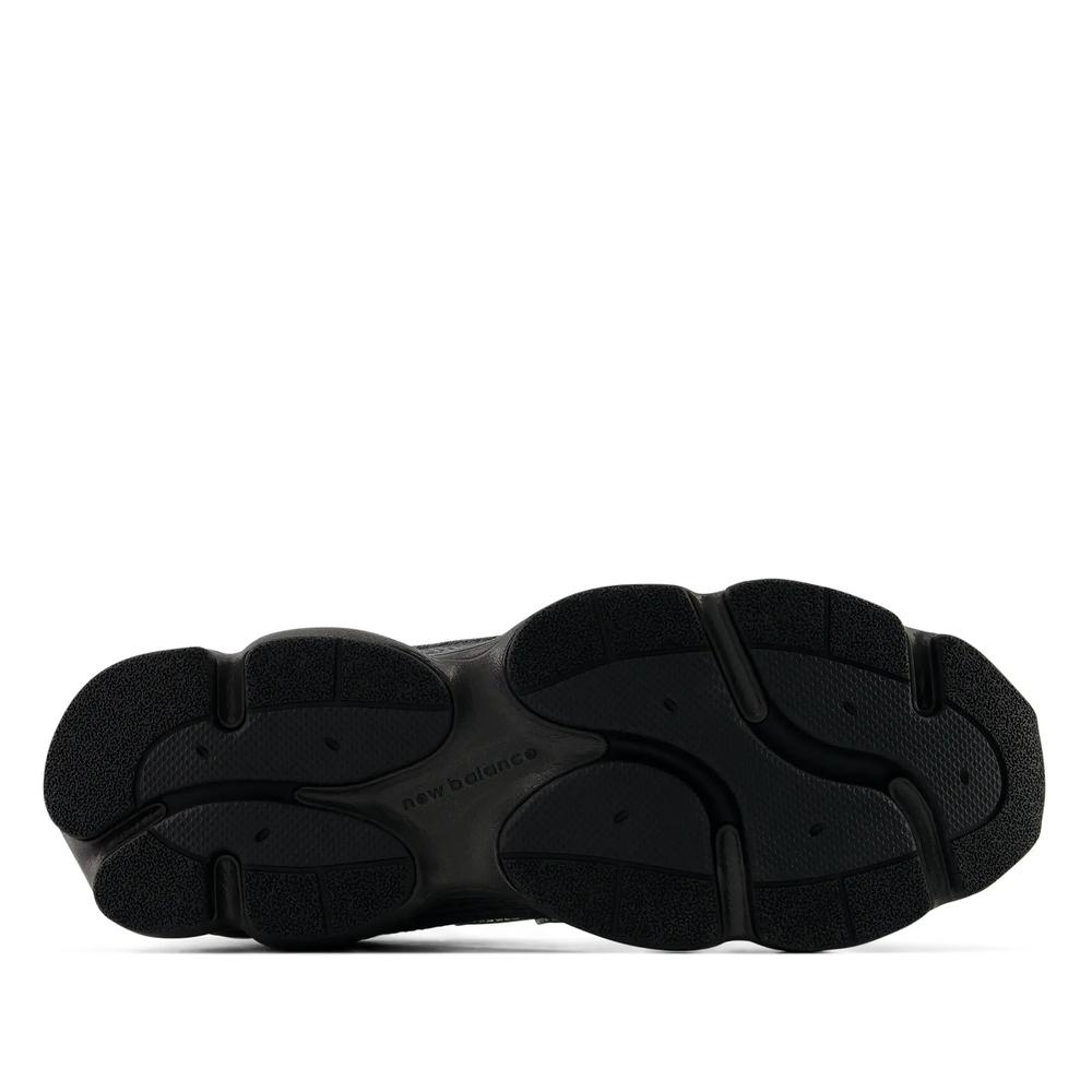 Pánske topánky New Balance M6032DK - šedý