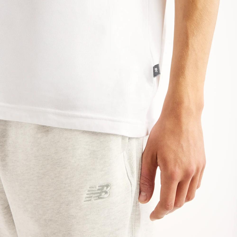 Pánske tričko New Balance Woven Label MT53928WT - biele