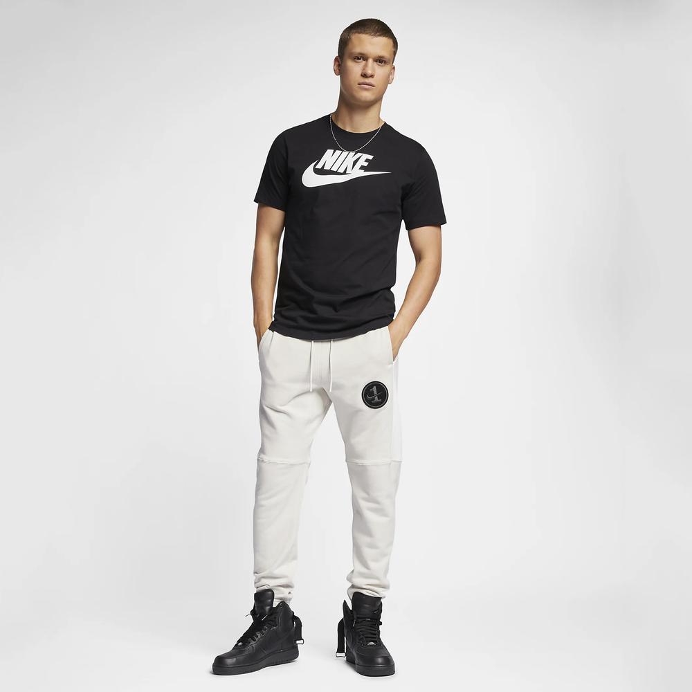 Tričko Nike Sportswear AR5004-010 - čierne