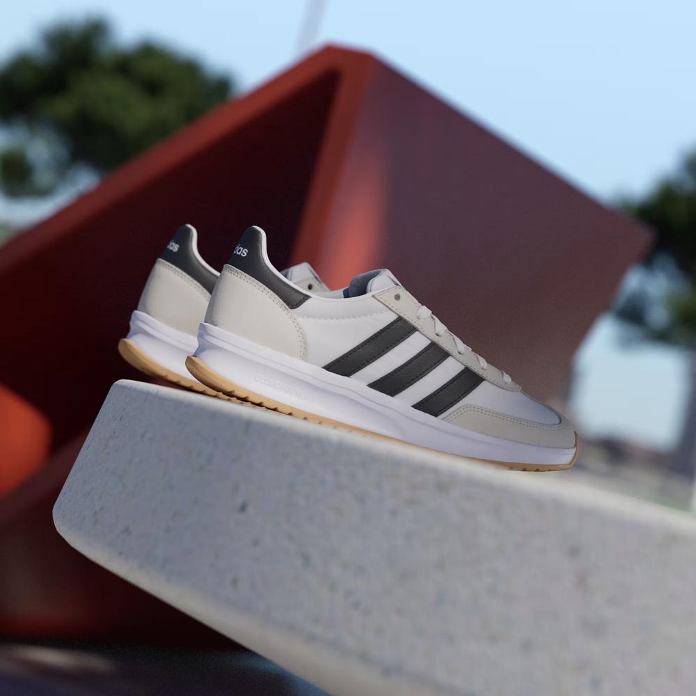 Topánky adidas Run 70S IH8594 - biele