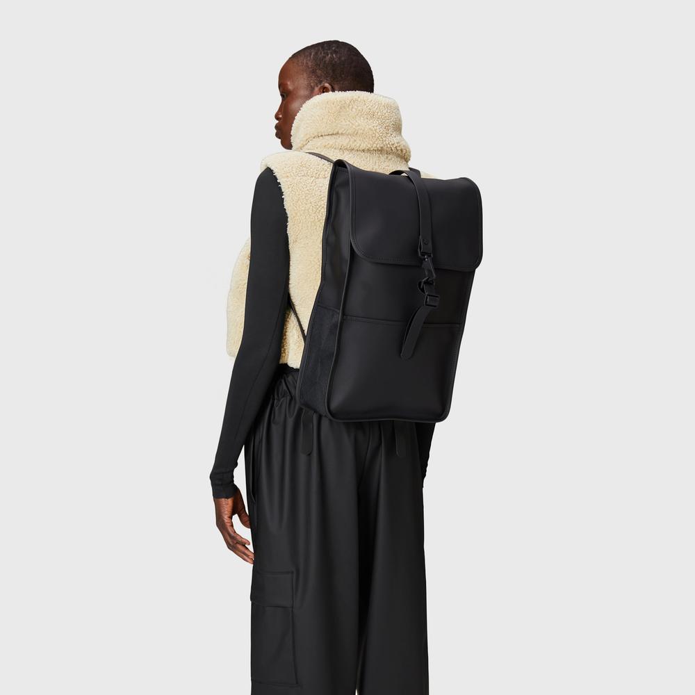 Ruksak Rains Backpack W3 13000-01 - čierne