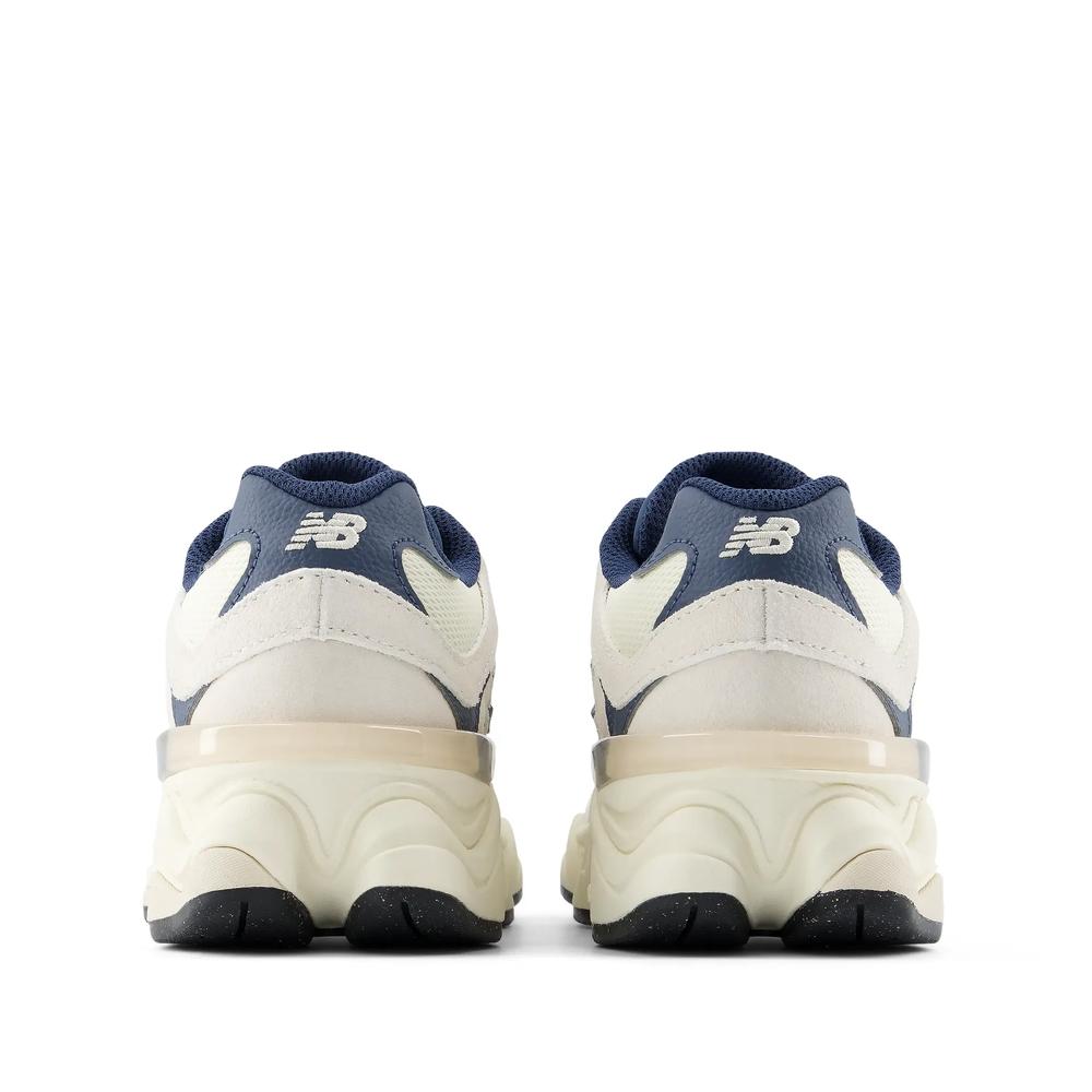 Detské topánky New Balance G90602JM - béžové