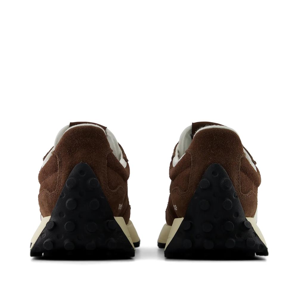 Dámske topánky New Balance W32714Q - hnedé