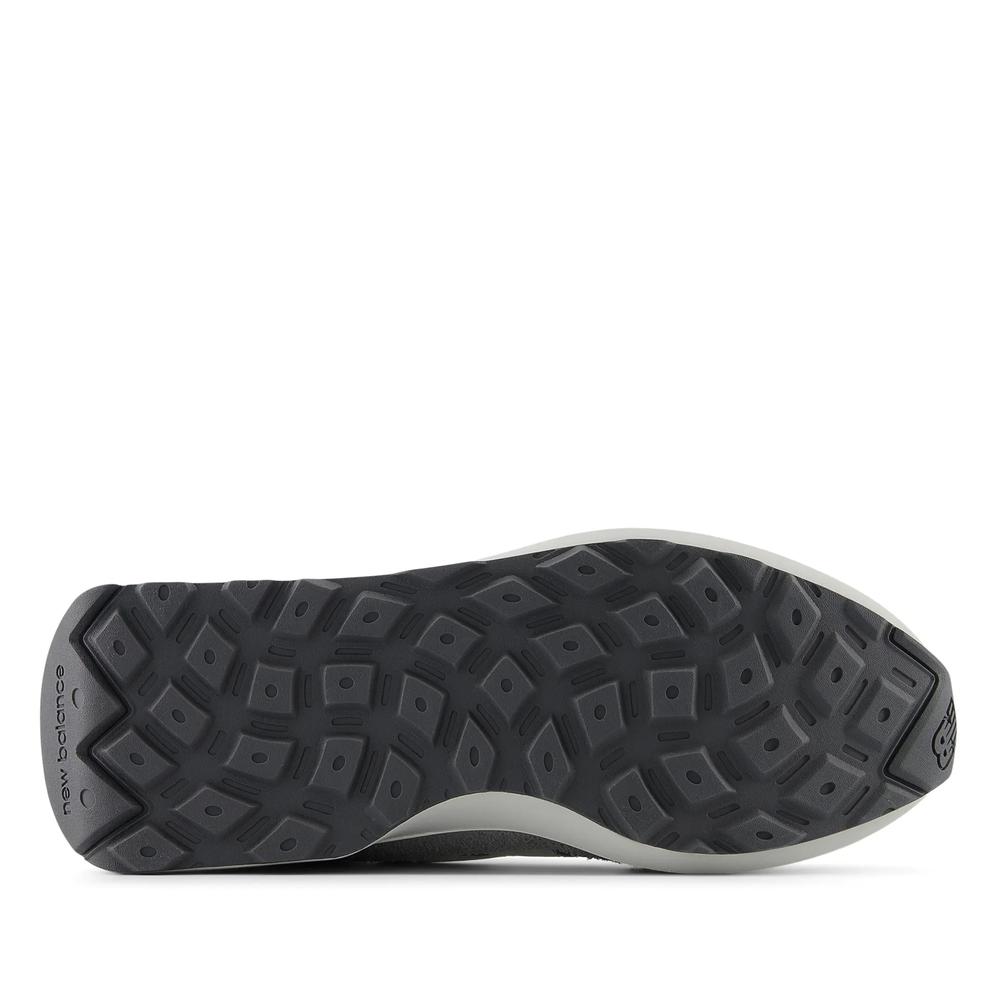 Topánky New Balance U370AH - šedý
