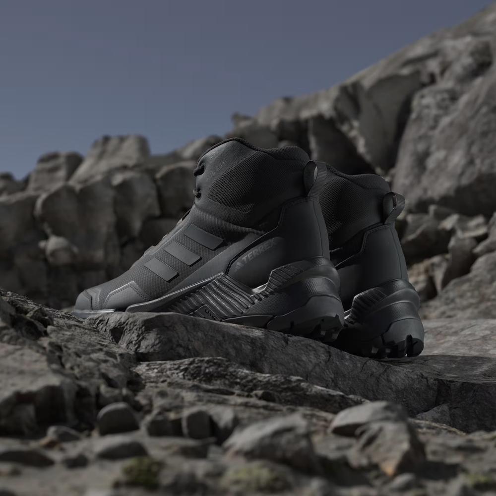 Topánky pánske adidas Terrex Eastrail 2.0 Mid Rain.Rdy Hiking HP8600 - čierne