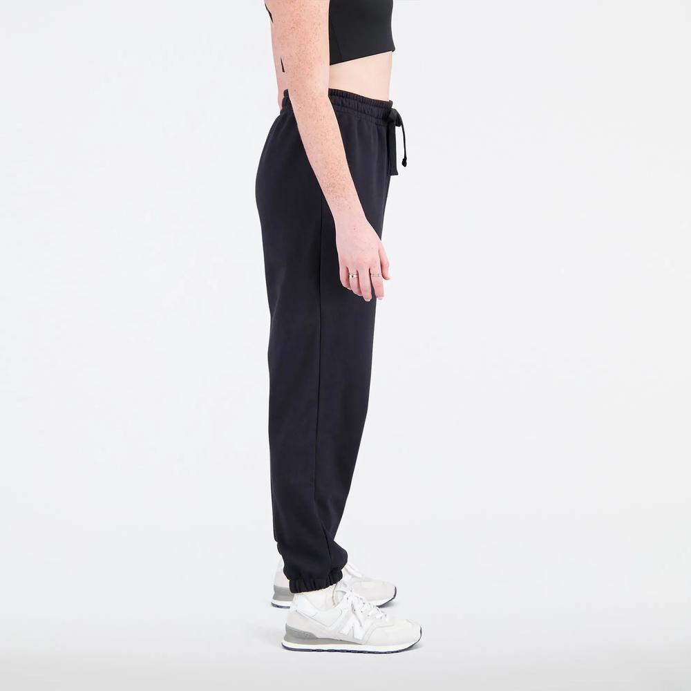 Dámske nohavice New Balance WP31530BK – čierne