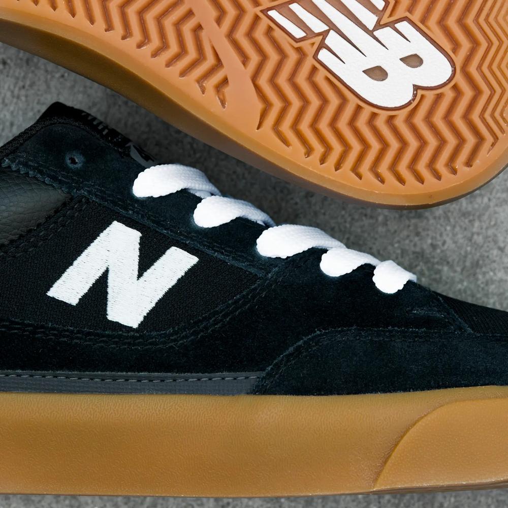 Topánky unisex New Balance Numeric UN417BGC - čierne