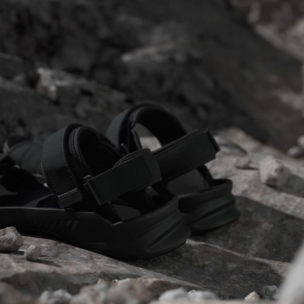 Pánske sandále adidas Terrex Hydroterra JQ2231 - čierne