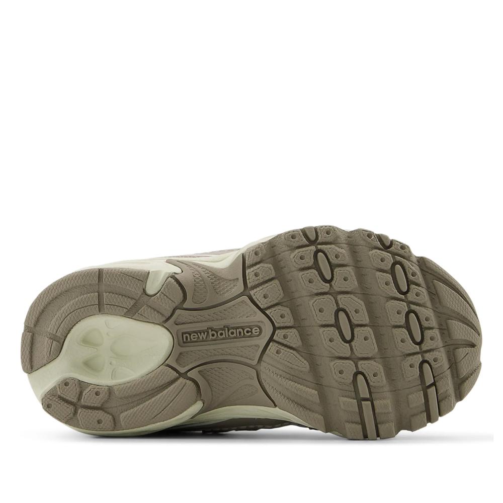 Detské topánky New Balance IZ740SA - hnedé
