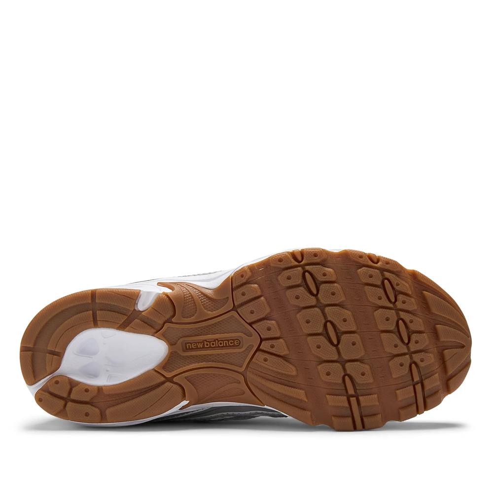Detské topánky New Balance PZ740SF - strieborné